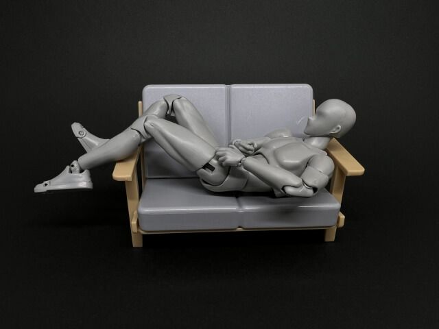 ソファで姿勢が悪くなっていませんか